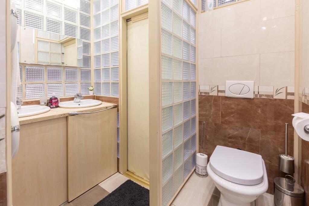 Stylish Central Budapest Apartment Esterno foto